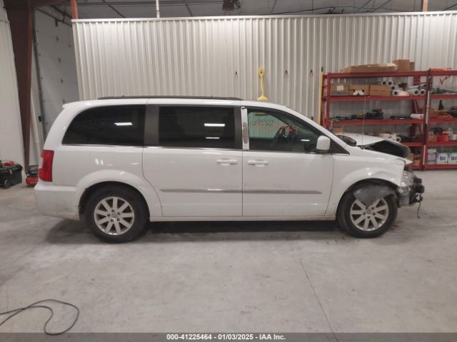 2C4RC1BG4FR706918 Chrysler Town & Country Touring