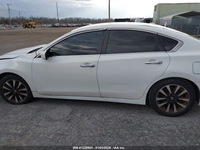 Nissan Altima 2.5 Sv 2018 1N4AL3APOJC269663 Image 13
