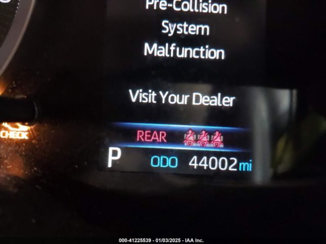JTDEPRAE8LJ073809 Toyota COROLLA LE