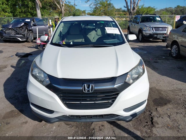 Honda HR-V LX 2018 3CZRU5H32JM722330 Image 12