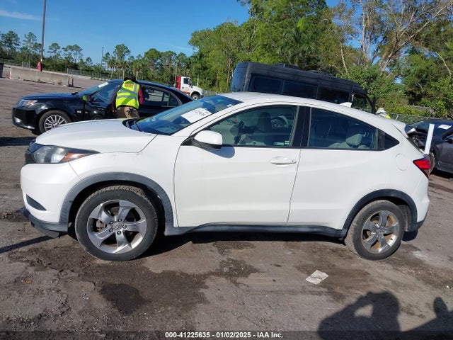Honda HR-V LX 2018 3CZRU5H32JM722330 Image 14