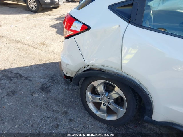 Honda HR-V LX 2018 3CZRU5H32JM722330 Image 6