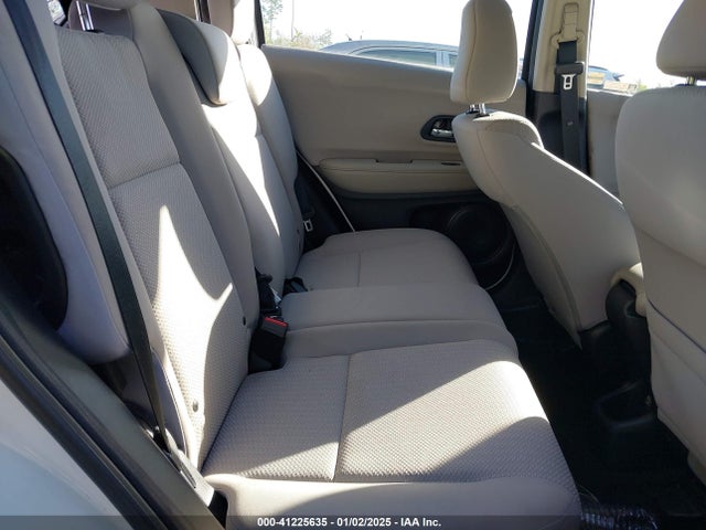 Honda HR-V LX 2018 3CZRU5H32JM722330 Image 8