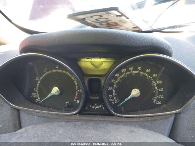 3FADP4EJ1FM135733 Ford FIESTA SE