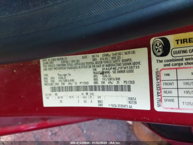 3FADP4EJ1FM135733 Ford FIESTA SE