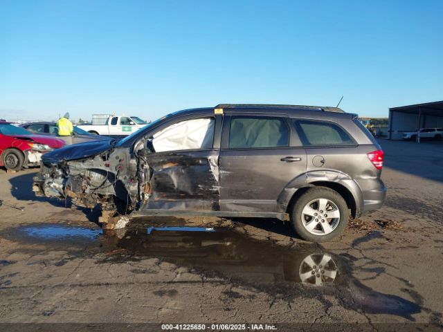 3C4PDCAB2JT243768 Dodge JOURNEY SE