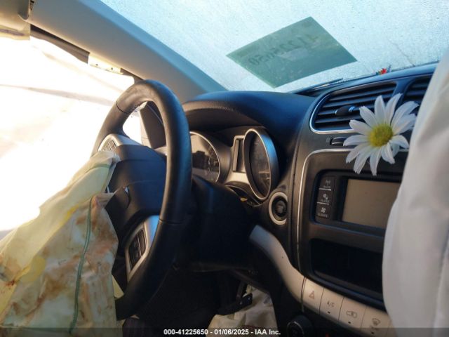 3C4PDCAB2JT243768 Dodge JOURNEY SE