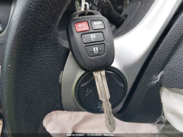 4T1BF1FK9EU332326 Toyota CAMRY SE