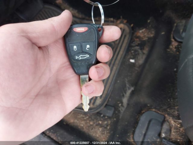 1C3CDZAG7EN181369 Dodge AVENGER SE