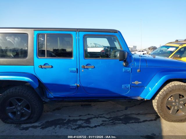 1C4BJWDG9FL586639 Jeep Wrangler Unlimited Freedom Edition
