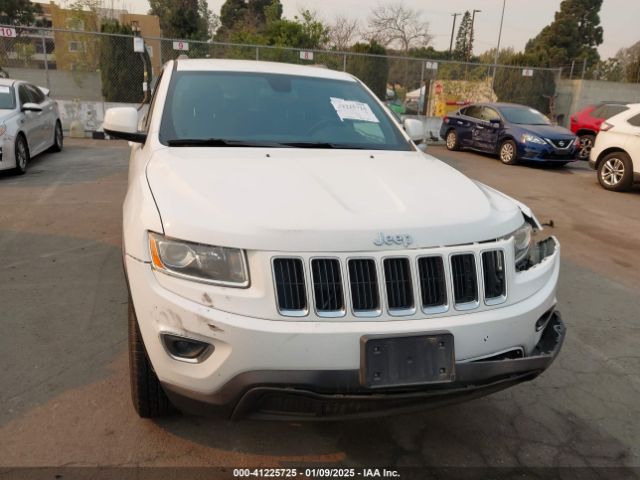 1C4RJEAG4FC218009 Jeep Grand Cherokee Laredo