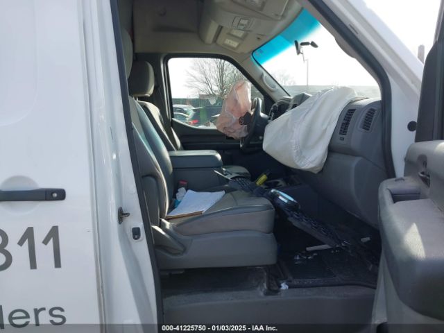 1N6BF0LY7HN811735 Nissan Nv Cargo Nv2500 Hd Sv V6