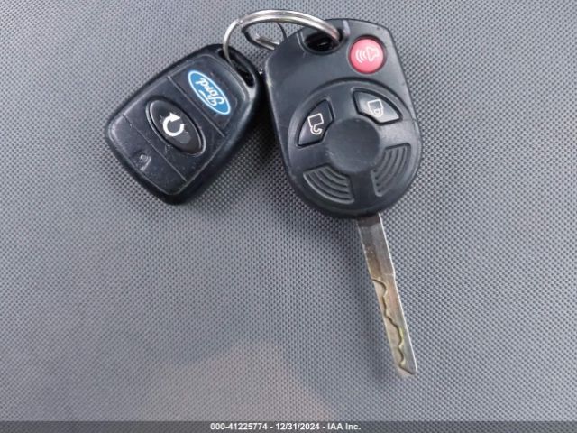 1FMCU0GX8GUB65443 Ford ESCAPE SE