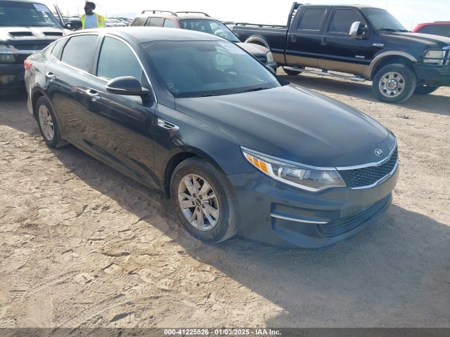 2016 KNAGT4L35G5092073 main image