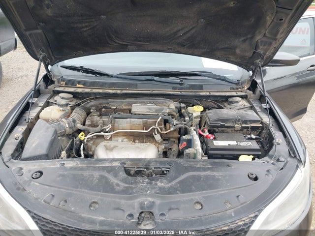 Chrysler 200 LX 2016 1C3CCCFB8GN119172 Image 10