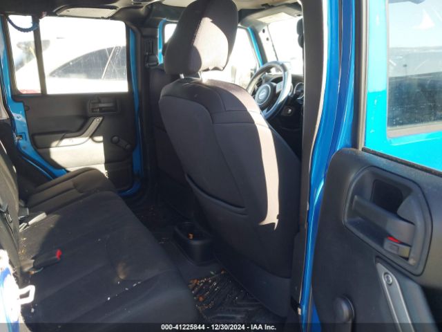 1C4BJWDG8FL513424 Jeep Wrangler Unlimited Sport