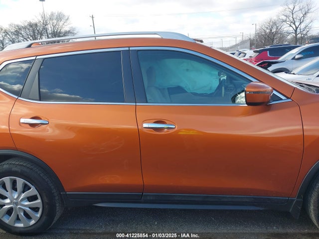 Nissan ROGUE S 2017 5N1AT2MT0HC808463 Image 13