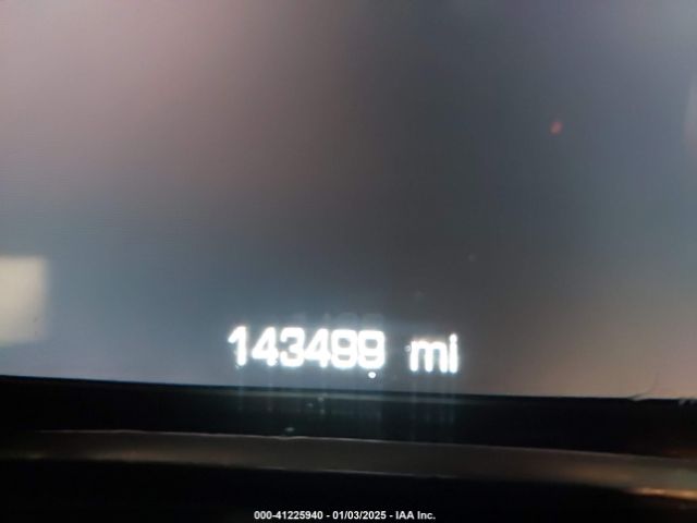 1G1ZD5STXJF289265 Chevrolet MALIBU LT