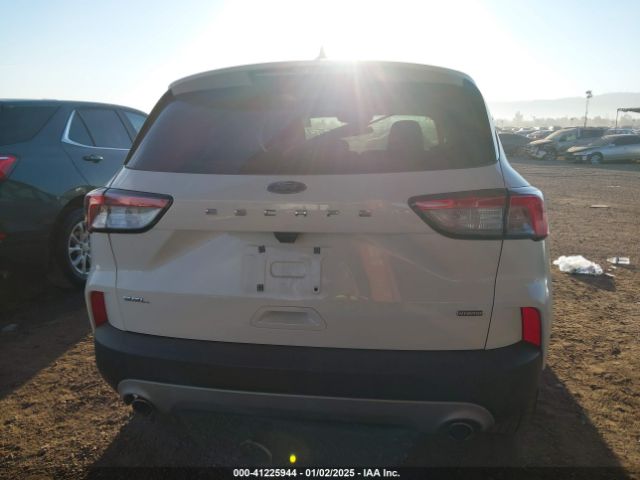 1FMCU0CZ1NUA02623 Ford Escape Sel Hybrid