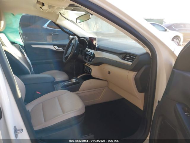 1FMCU0CZ1NUA02623 Ford Escape Sel Hybrid