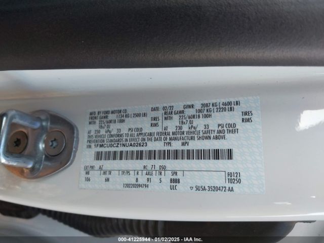 1FMCU0CZ1NUA02623 Ford Escape Sel Hybrid
