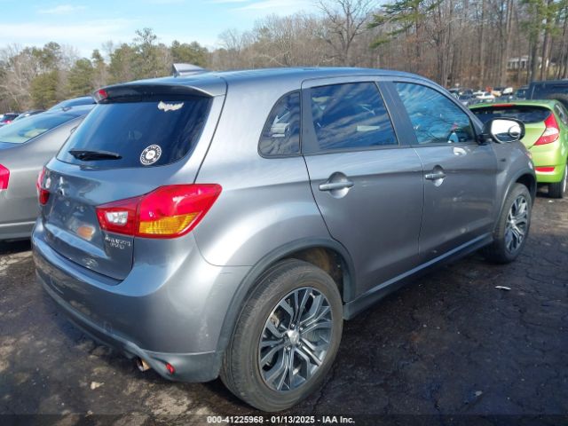 2017 MITSUBISHI OUTLANDER SPORT JA4AP3AU1HZ023453 Photo 3