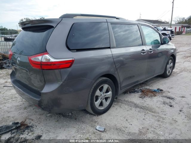 5TDKK3DC2FS617284 Toyota Sienna Le 8 Passenger