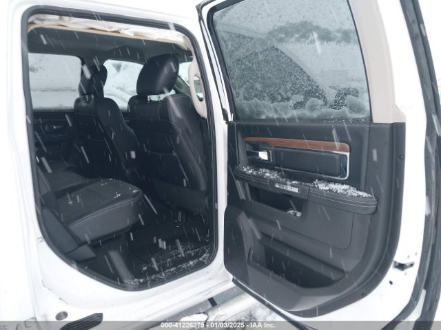 1C6RR7NT8HS816390 RAM 1500 Laramie  4x4 5'7 Box