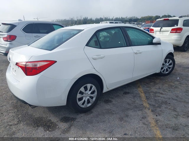 2T1BURHE9JC017551 Toyota COROLLA L