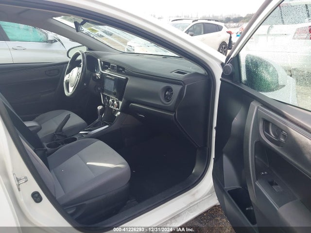 2T1BURHE9JC017551 Toyota COROLLA L