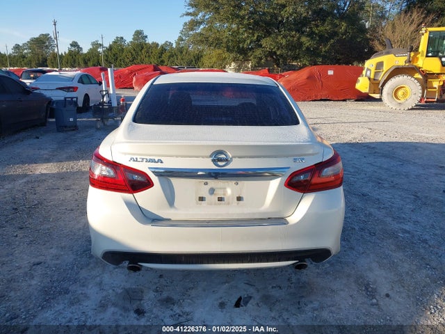 Nissan Altima 2.5 Sr 2017 1N4AL3AP1HC156590 Image 16