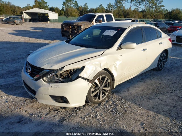 Nissan Altima 2.5 Sr 2017 1N4AL3AP1HC156590 Image 2