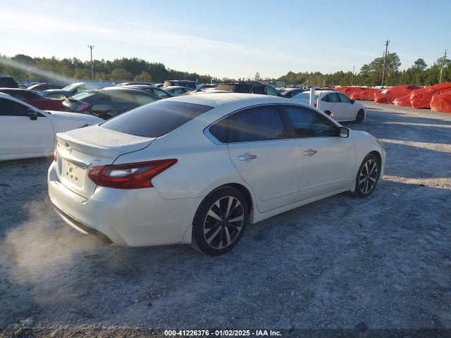 Nissan Altima 2.5 Sr 2017 1N4AL3AP1HC156590 Image 4