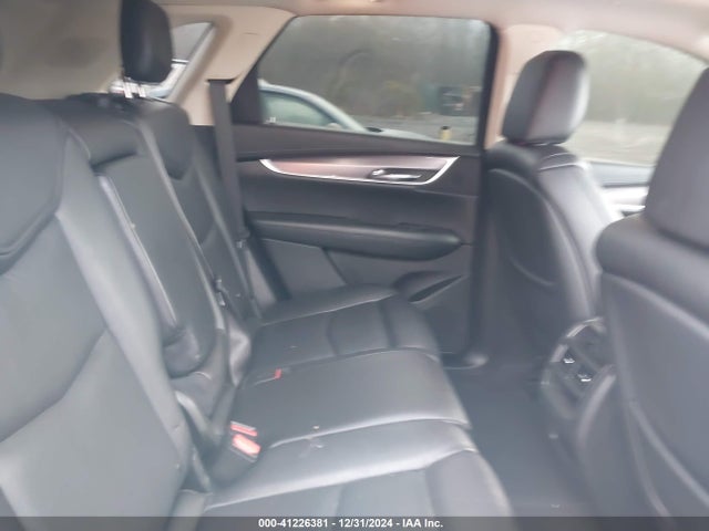 2017 CADILLAC XT5 1GYKNERS7HZ294428 Photo 7