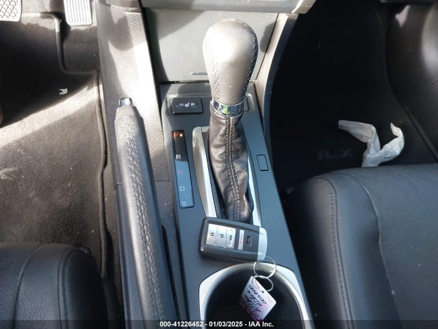19UDE2F76GA002800 Acura Ilx Premium Package/technology Plus Package