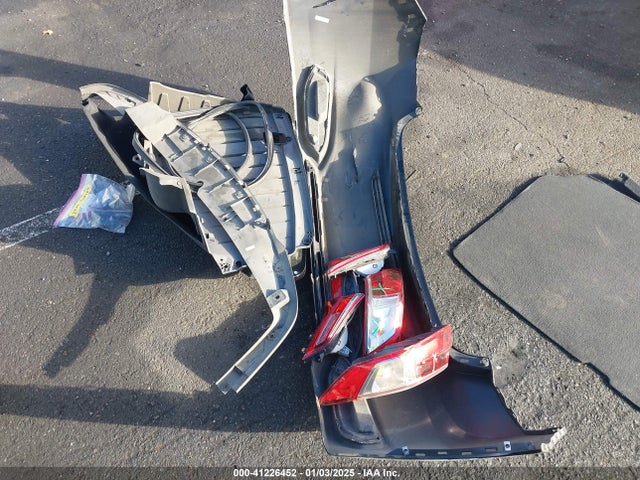 19UDE2F76GA002800 Acura Ilx Premium Package/technology Plus Package