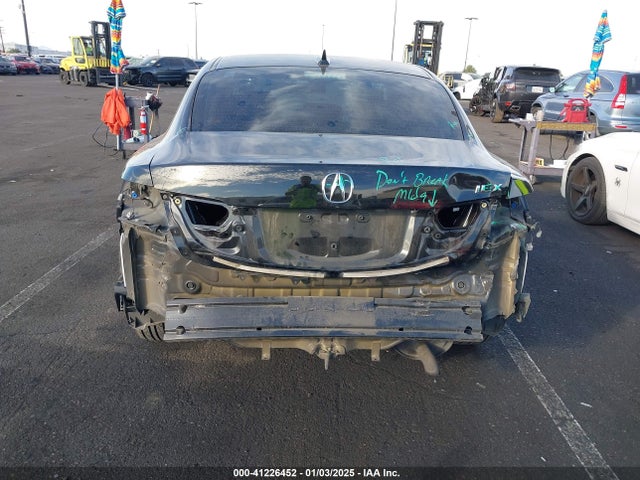 19UDE2F76GA002800 Acura Ilx Premium Package/technology Plus Package