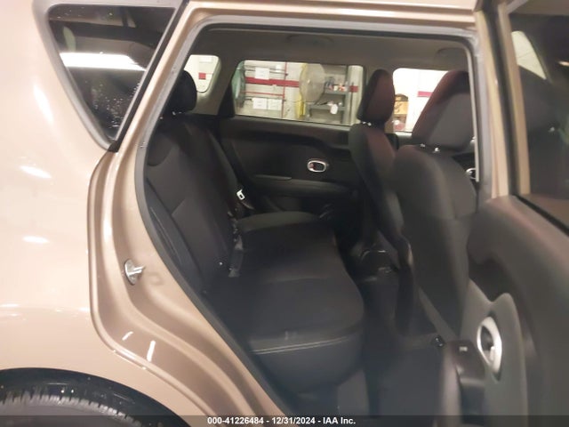 KIA Soul 2015 KNDJN2A24F7159198 Image 8