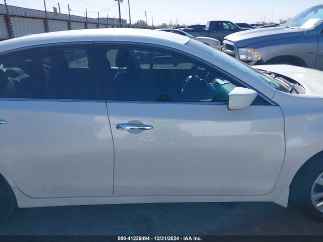 Nissan Altima 2.5 S 2015 1N4AL3AP9FN388260 Image 13