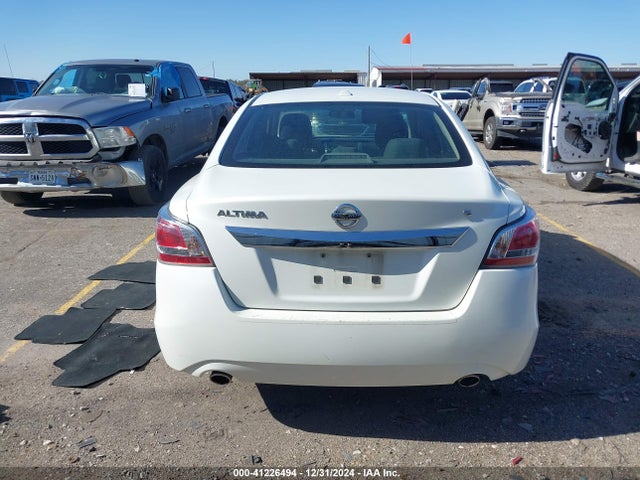 Nissan Altima 2.5 S 2015 1N4AL3AP9FN388260 Image 16