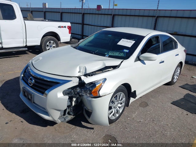 Nissan Altima 2.5 S 2015 1N4AL3AP9FN388260 Image 2