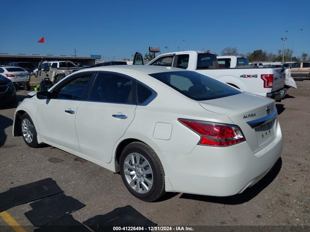 Nissan Altima 2.5 S 2015 1N4AL3AP9FN388260 Image 3