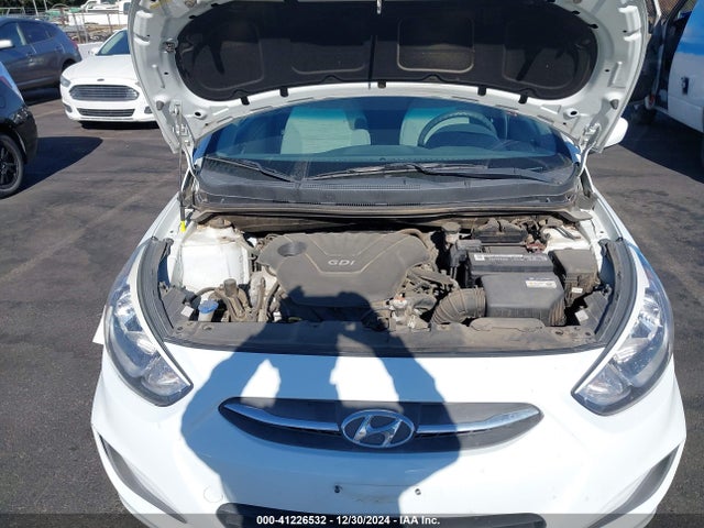 KMHCT4AE1GU104811 Hyundai ACCENT SE