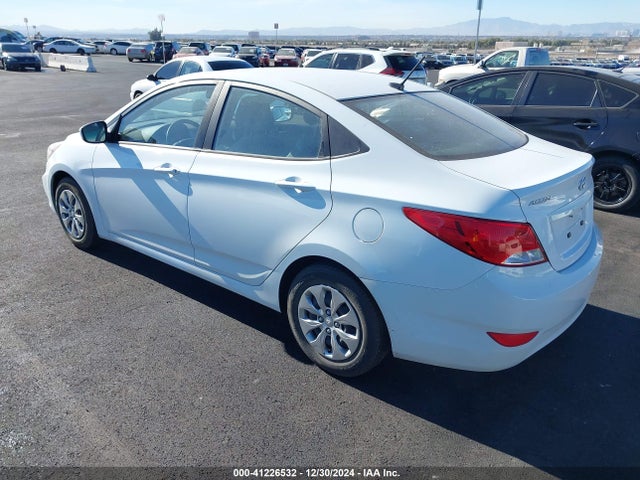 KMHCT4AE1GU104811 Hyundai ACCENT SE
