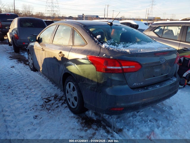 1FADP3E2XJL243698 Ford FOCUS S