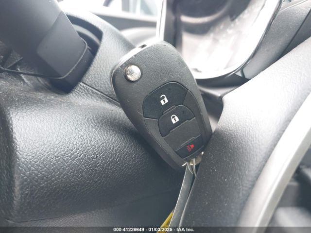 3GNCJKSBXLL198895 Chevrolet Trax Fwd Ls