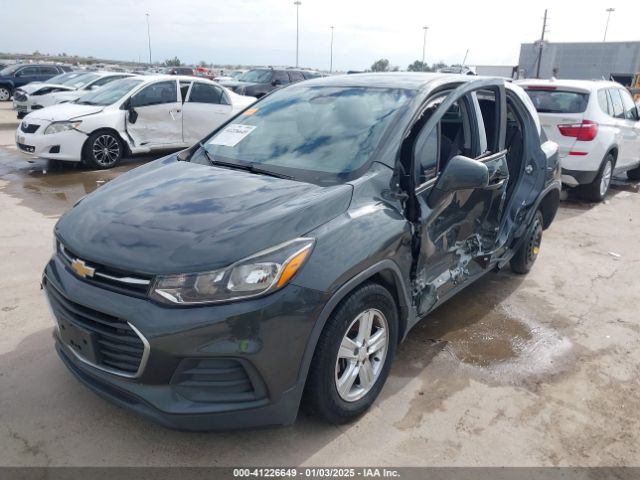 3GNCJKSBXLL198895 Chevrolet Trax Fwd Ls