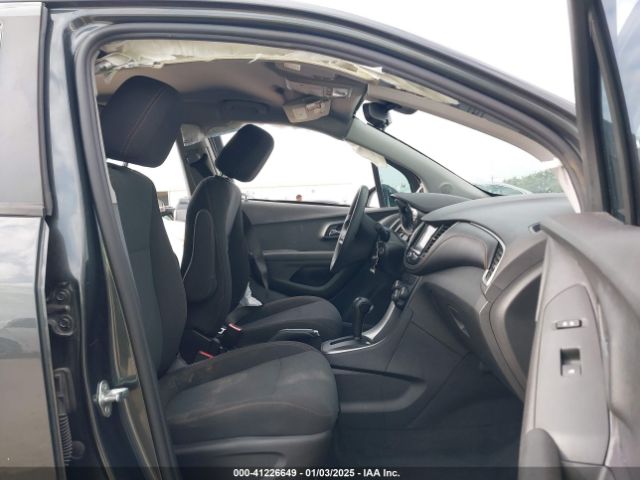 3GNCJKSBXLL198895 Chevrolet Trax Fwd Ls