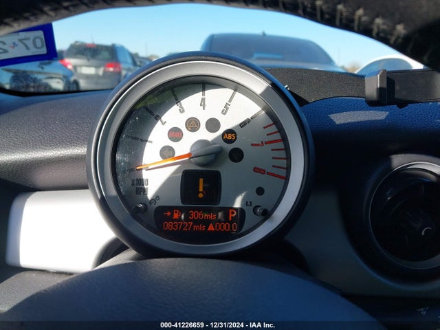 2007 MINI COOPER WMWMF33527TT52141 Photo 6