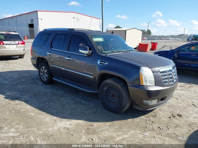 2010 CADILLAC ESCALADE 1GYUCAEF1AR136334 Photo 0
